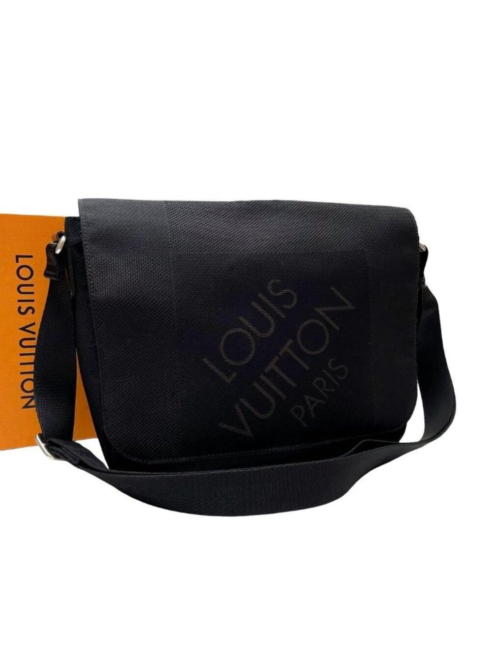 Louis Vuitton Damier Jean Petit Messager Shoulder Bag Black